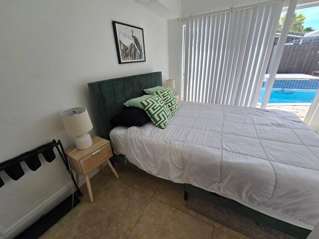 5700 NE 20th Avenue, Fort Lauderdale, FL 33308