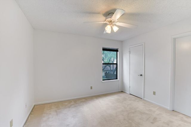 8518 Fathom CIR 107, Austin, TX 78750