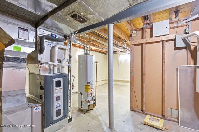 6210 Apex Dr, Louisville, KY 40219