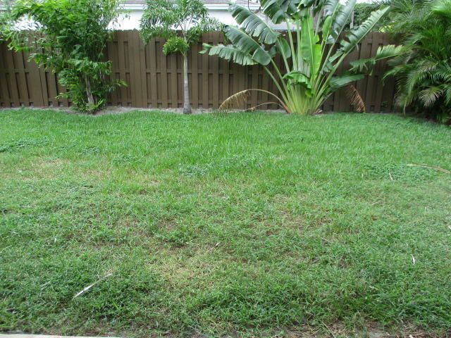 9079 E Highland Pines Drive, Palm Beach Gardens, FL 33418