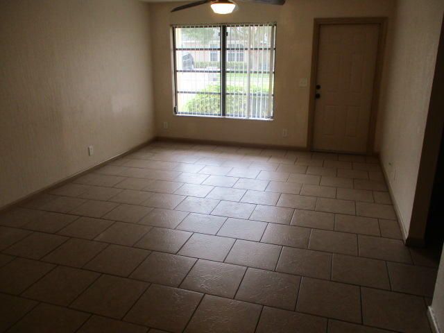 9079 E Highland Pines Drive, Palm Beach Gardens, FL 33418
