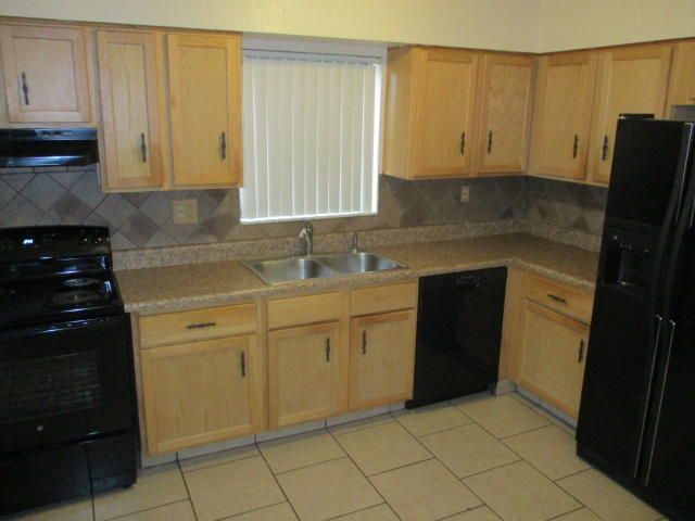 9079 E Highland Pines Drive, Palm Beach Gardens, FL 33418
