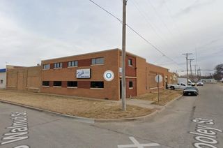 918 W Dooley Ave, Wichita, KS 67213