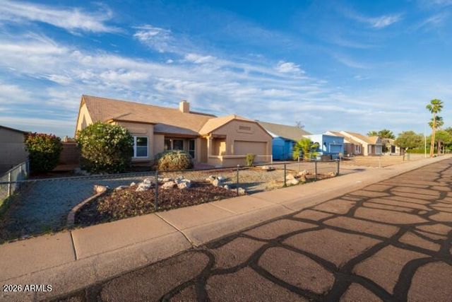 8814 W COOLIDGE Street, Phoenix, AZ 85037