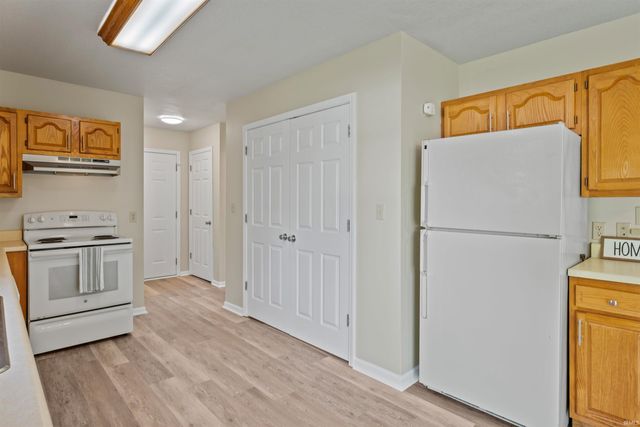 328 W Jefferson Street, Upland, IN 46911