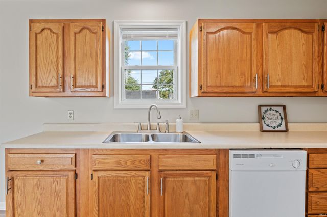 328 W Jefferson Street, Upland, IN 46911