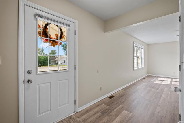 328 W Jefferson Street, Upland, IN 46911