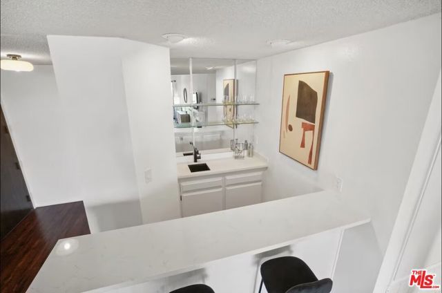 310 Tahiti Way 201, Marina Del Rey, CA 90292
