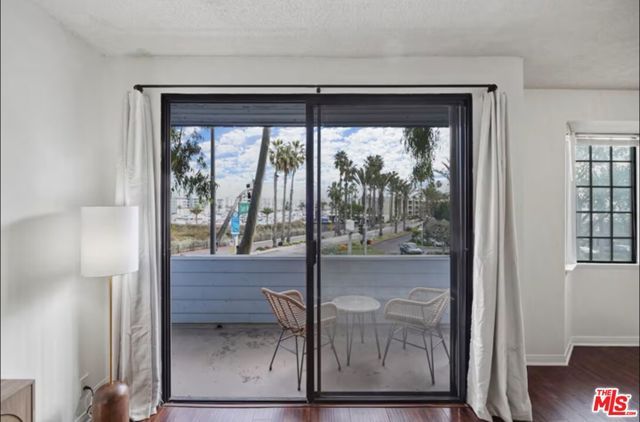 310 Tahiti Way 201, Marina Del Rey, CA 90292