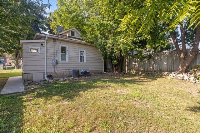 1035 Magnolia Avenue E, Saint Paul, MN 55106