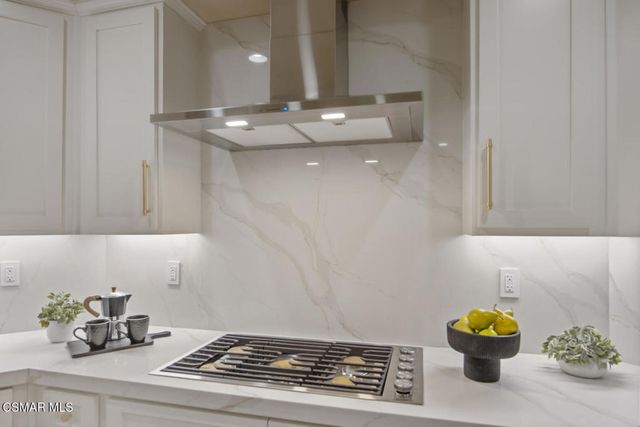 2594 Oak Valley Lane, Thousand Oaks, CA 91362