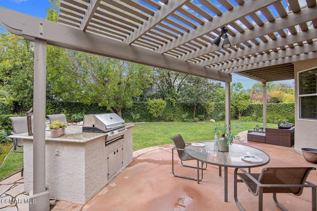 2594 Oak Valley Lane, Thousand Oaks, CA 91362