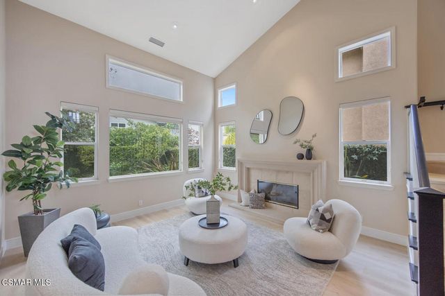 2594 Oak Valley Lane, Thousand Oaks, CA 91362