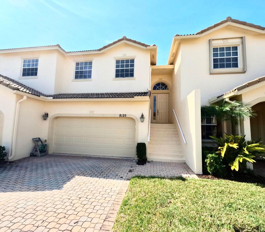 8125 Carnoustie Place, Port St. Lucie, Port St Lucie, FL 34986