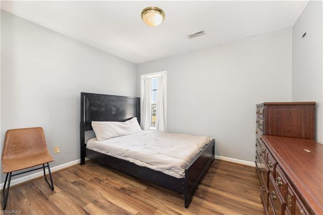 5621 Sycamore Glen Road, Greensboro, NC 27405