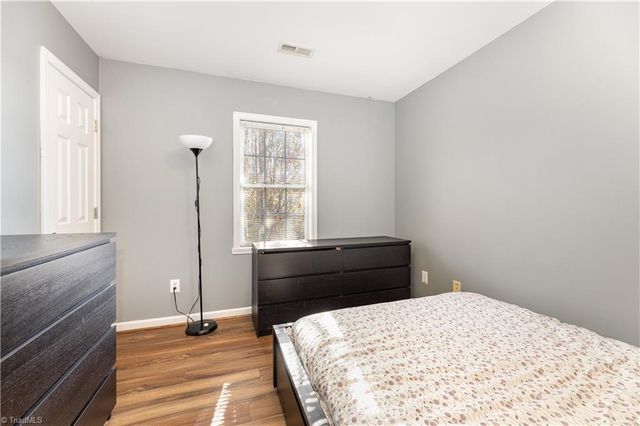 5621 Sycamore Glen Road, Greensboro, NC 27405