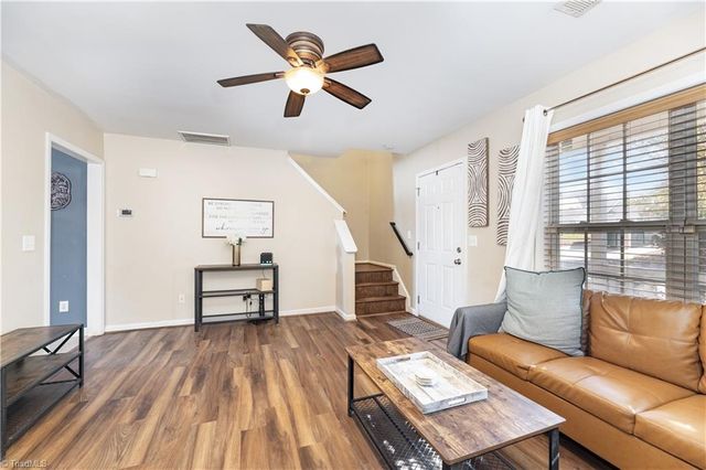 5621 Sycamore Glen Road, Greensboro, NC 27405