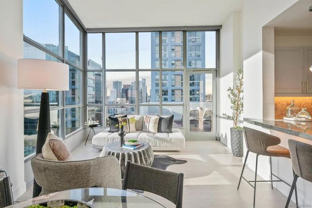 253 10Th Ave 1402, San Diego, CA 92101