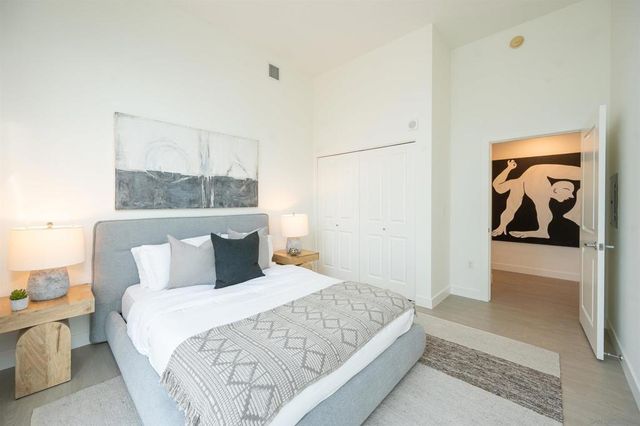 253 10Th Ave 1402, San Diego, CA 92101