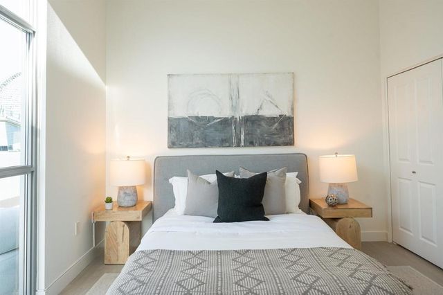 253 10Th Ave 1402, San Diego, CA 92101