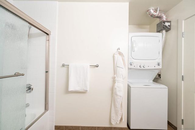 253 10Th Ave 1402, San Diego, CA 92101