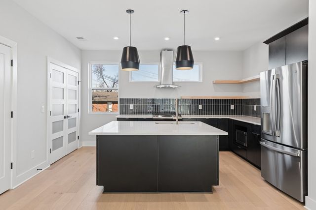 4D Trimble St, Nashville, TN 37210