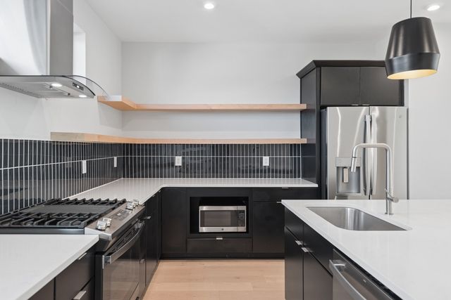 4D Trimble St, Nashville, TN 37210