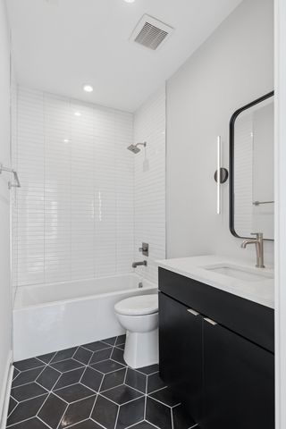 4D Trimble St, Nashville, TN 37210