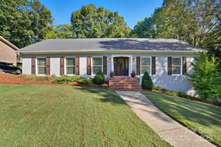719 Peranna Place, Charlotte, NC 28211