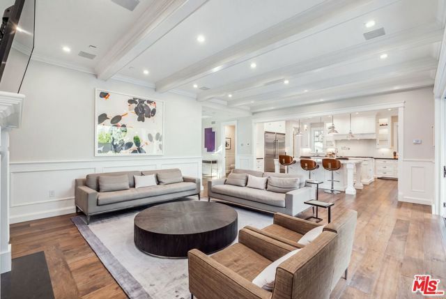4800 ZELZAH Avenue, Encino (los Angeles), CA 91316