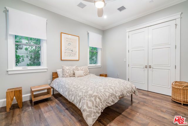 4800 ZELZAH Avenue, Encino (los Angeles), CA 91316