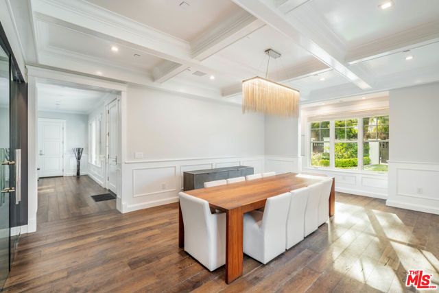 4800 ZELZAH Avenue, Encino (los Angeles), CA 91316