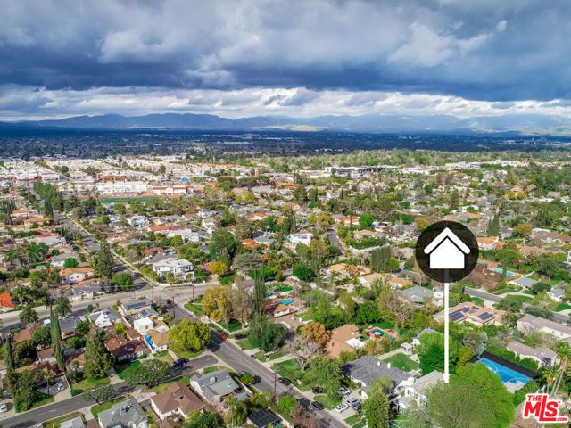 4800 ZELZAH Avenue, Encino (los Angeles), CA 91316