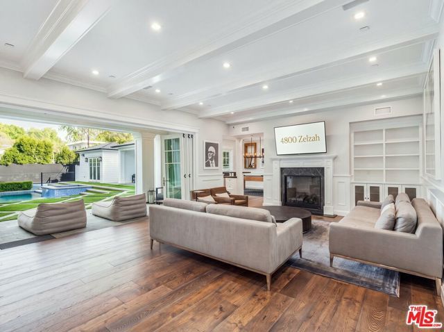 4800 ZELZAH Avenue, Encino (los Angeles), CA 91316