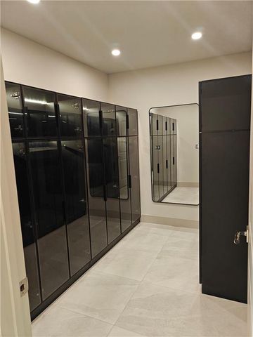 724 Bellemeade Avenue NW, Atlanta, GA 30318