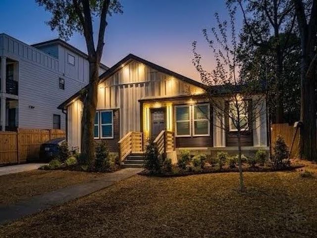 724 Bellemeade Avenue NW, Atlanta, GA 30318