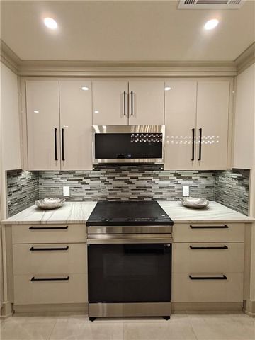 724 Bellemeade Avenue NW, Atlanta, GA 30318