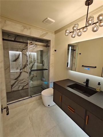 724 Bellemeade Avenue NW, Atlanta, GA 30318