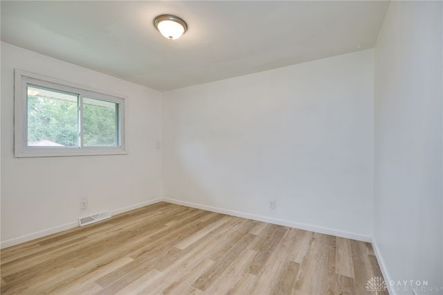 42 Stubbs Drive, Dayton, OH 45426