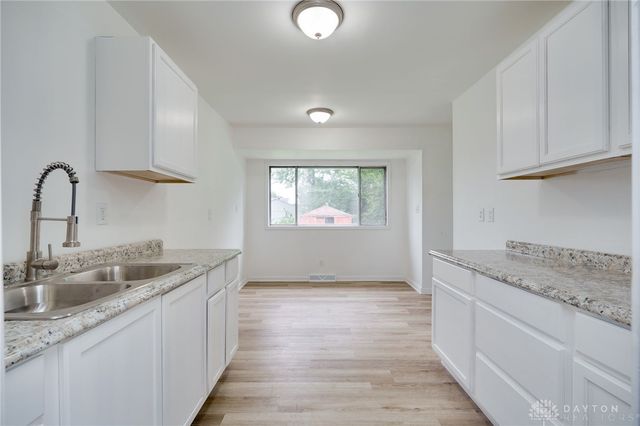 42 Stubbs Drive, Dayton, OH 45426