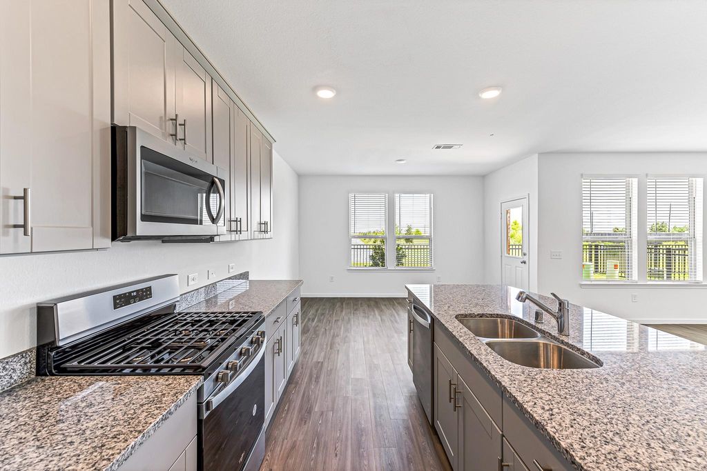 1029 Laguna Cove Drive, Katy, TX 77493