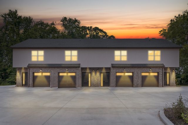 402 Shelby St D, Clarksville, TN 37042