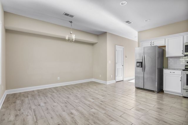 402 Shelby St D, Clarksville, TN 37042