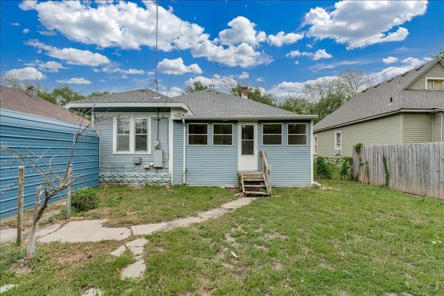 321 S Chautauqua Ave, Wichita, KS 67211