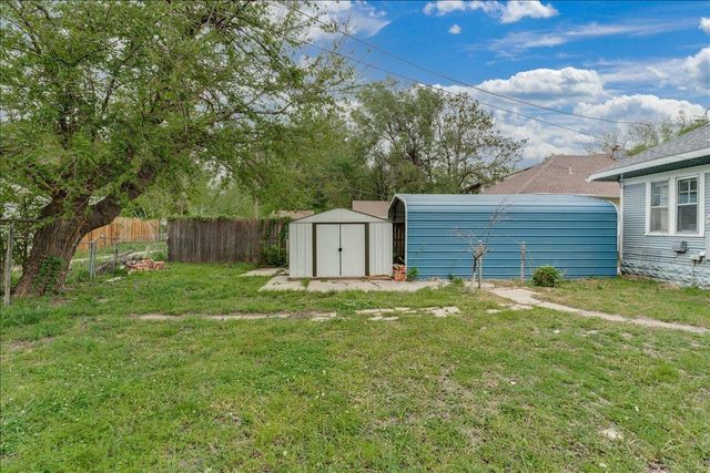 321 S Chautauqua Ave, Wichita, KS 67211