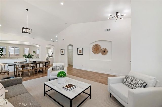 9985 Willowbrook Road, Jurupa Valley, CA 92509