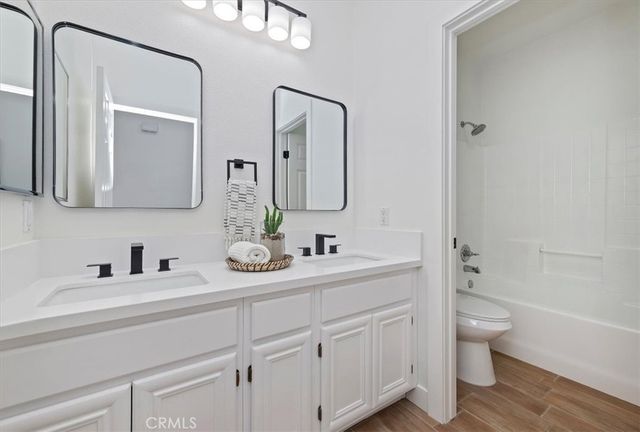9985 Willowbrook Road, Jurupa Valley, CA 92509