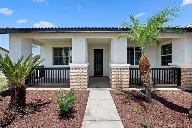 9985 Willowbrook Road, Jurupa Valley, CA 92509