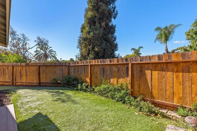 401 Requeza St F1, Encinitas, CA 92024