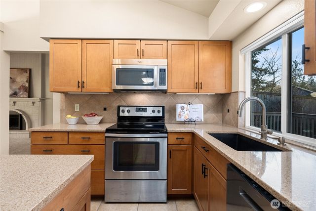 16609 163rd Place SE, Renton, WA 98058